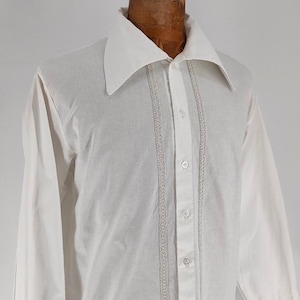 Vintage White Cotton Shirt For Men – Large Collar Retro Dress Shirt with Embroidered Trim, Historical Costume or Formal Renaissance Style
