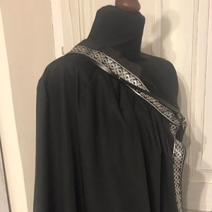 Royal Cape with trim, reenactment, larp, fantasy, medieval