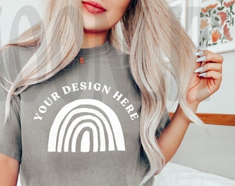 Comfort Colors 1717 Grey Shirt Mockup - Studio Boho Model Mockup