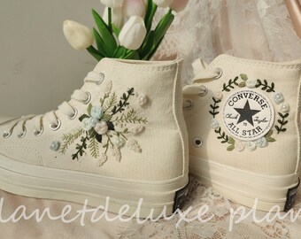 Custom Embroidered Converse High Tops/Personalized Bridal Sneaker/Bridal Flowers Embroidered Sneakers/Flowers Embroidered Sneakers