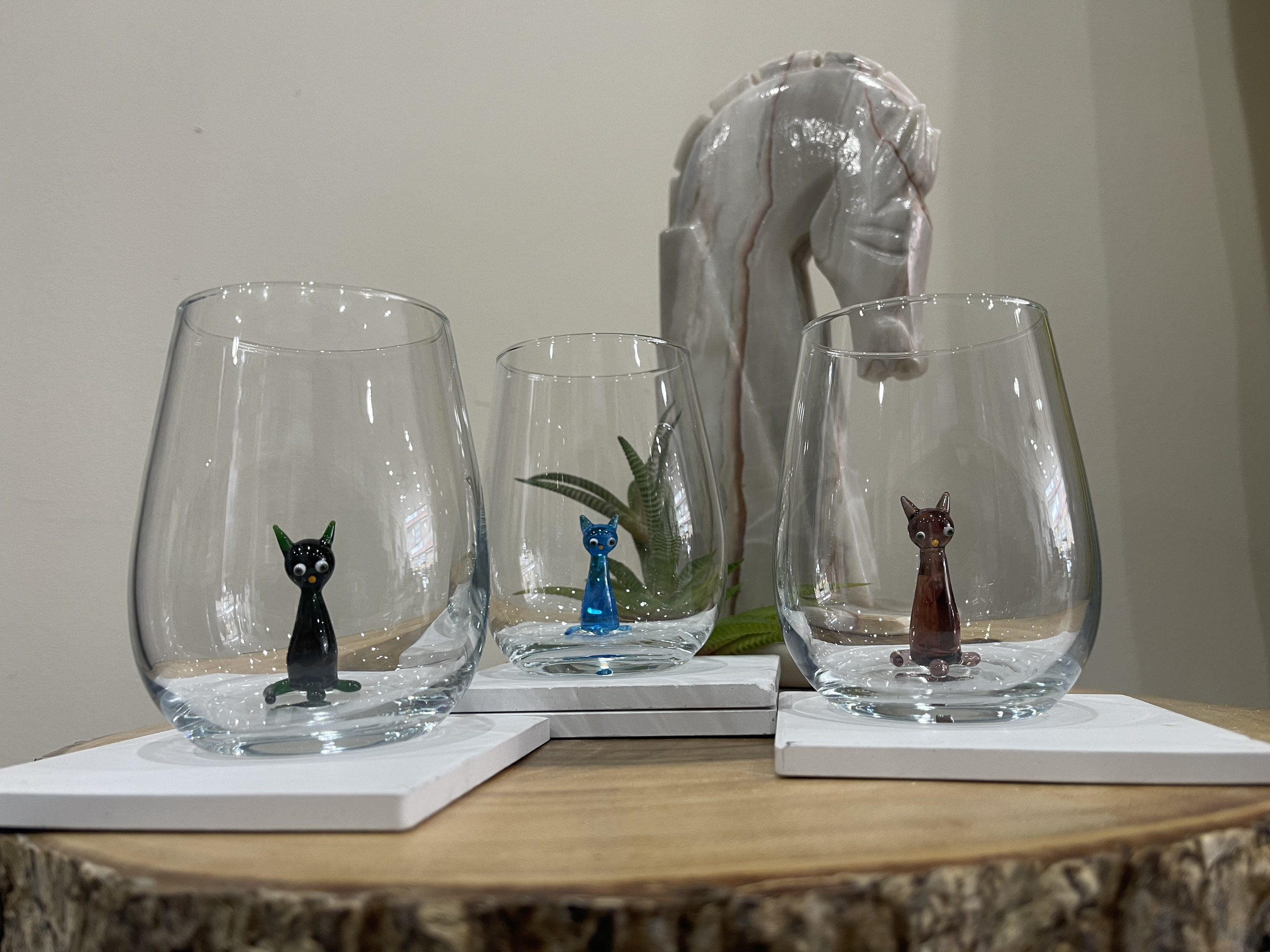 HeguSun 3D Drinking Glass Cup with Cute Animal Figurine Inside, Hand Blown Glass Christmas Deer Figure Inside Mug, Stemless Glass for Wine, Water