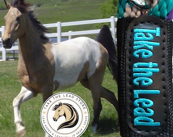 Cuerda de guía bordada personalizada: 30 colores de cuerda, 3 fuentes, múltiples opciones de cierre. Un regalo ideal para los amantes de los caballos.