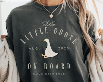 Custom Pregnancy Announcement Shirt, Comfort Colors Pregnant TShirt, Silly Goose 2025 Baby Reveal T Shirt, Funny Maternity Tee Expecting Mom