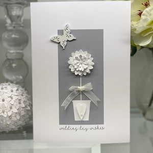 Cartão de casamento, flor 3D, borboleta de madeira, cartão de casamento de luxo, cartão de casamento topiário, casamento na primavera, cartão de lembrança, cartão de casamento floral