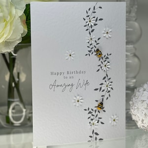 Cartão de aniversário para esposa, Cartão para esposa, Cartão incrível para esposa, Cartão para amantes de abelhas, Cartão feito à mão para amantes de abelhas, Abelhas de madeira, Cartão fabuloso para esposa, Cartão para abelhas