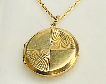 1960S Vintage Sunray Gold Back & Front Photo Locket - Geometric Diamond Cut Design - 925 Silver Gilt Chain - 17 Inch Length