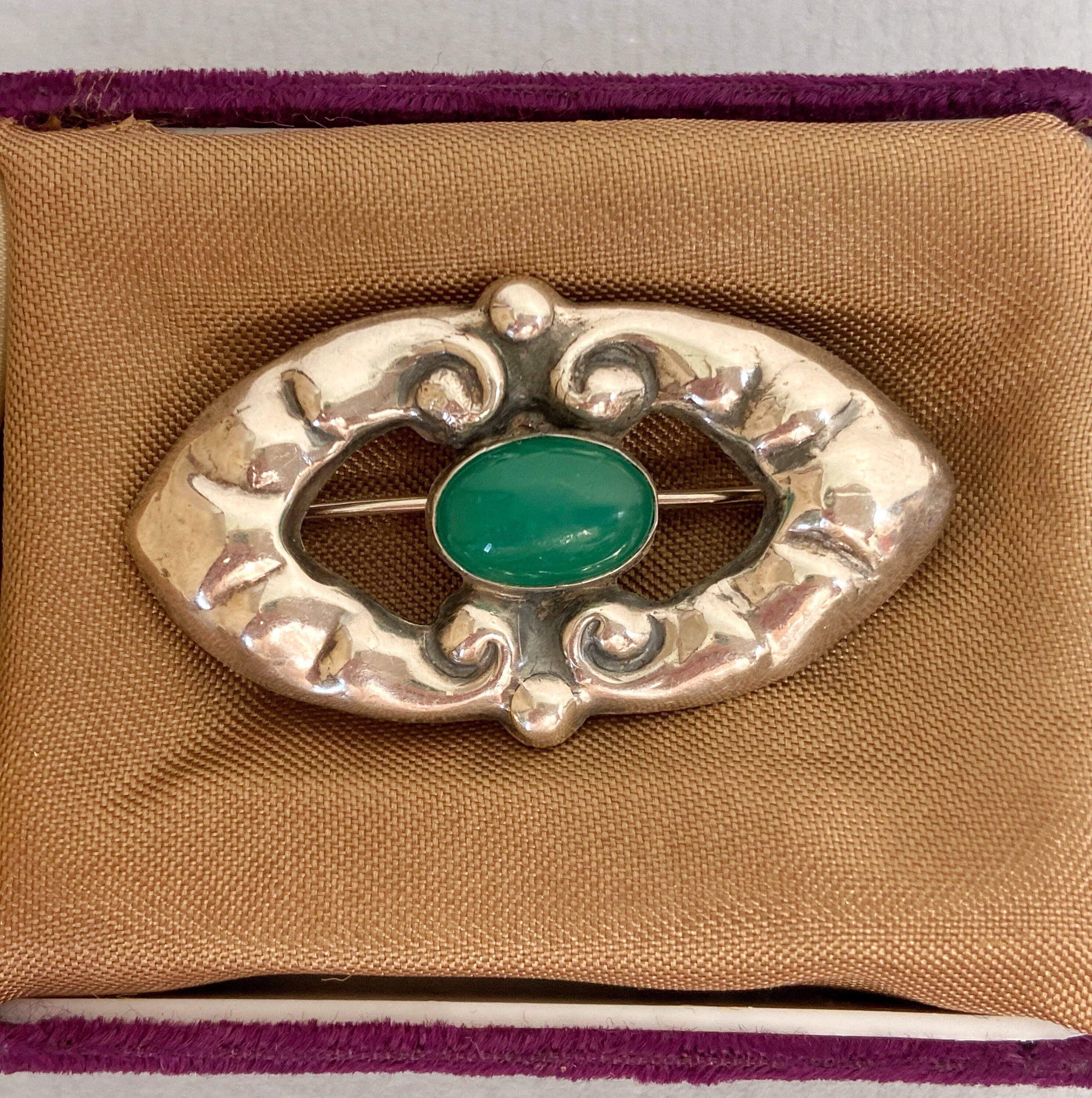 北欧 Norway「Ole Petter Raasch Olsen」ブローチ Antique Danish Skonvirke Brooch — E.L. Weimann — 830 Silver