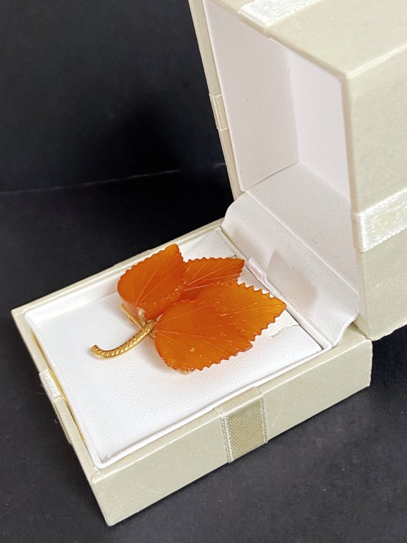 1960s Soviet Natural Carved Honey Amber Leaf Broo… - image 3