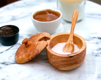 Azucarero de madera de olivo con cuchara: imprescindible en su cocina y mesa de comedor(+ acondicionador de madera gratis)