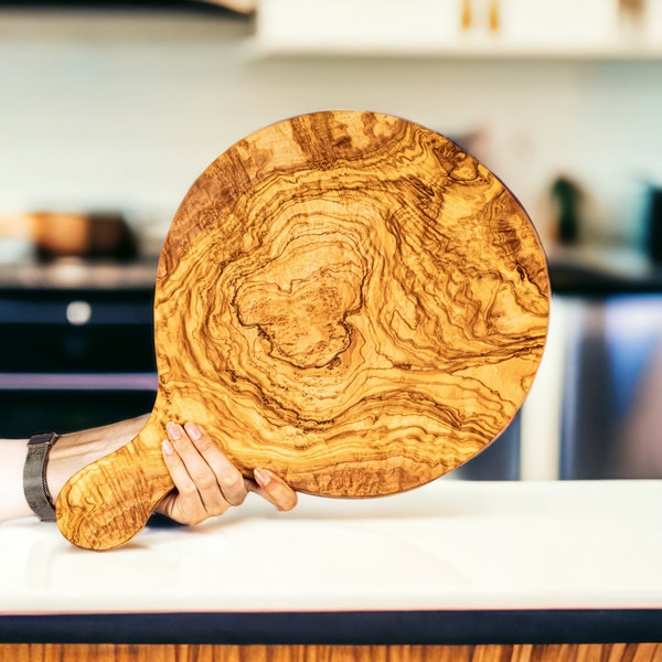 Tabla para pizza artesanal de madera de olivo - Grabado personalizado - regalo único para decoración-(+ acondicionador de madera gratis)