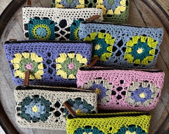 Crochet Zippered Pouch