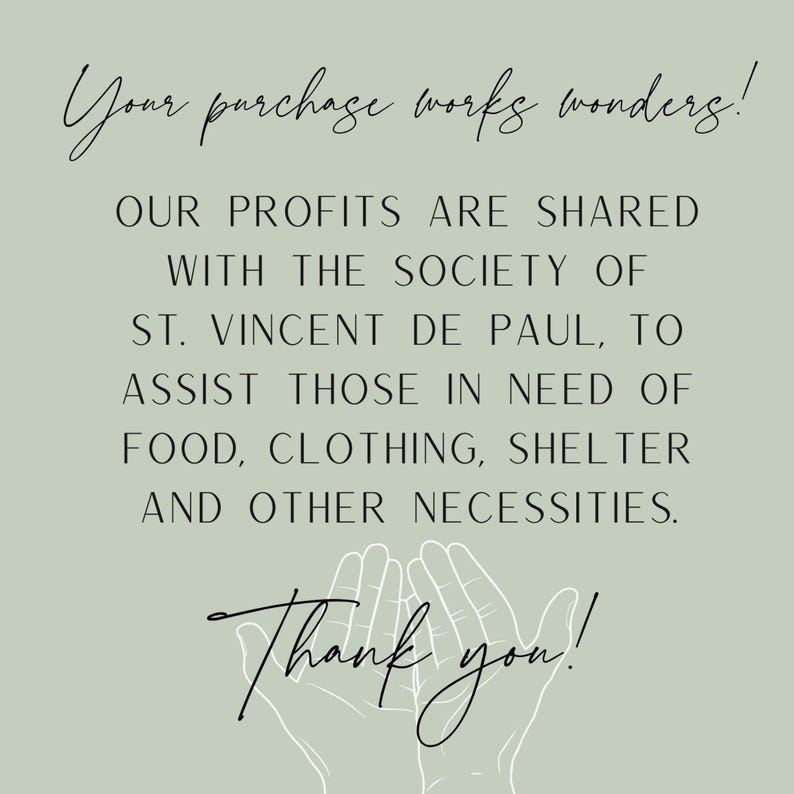 Peut inclure: Graphique vert clair avec le texte "Your purchase works wonders!" et "Thank you!" en &eacute;criture cursive. Le texte explique que les b&eacute;n&eacute;fices sont partag&eacute;s avec la Soci&eacute;t&eacute; de Saint-Vincent-de-Paul pour aider les n&eacute;cessiteux.