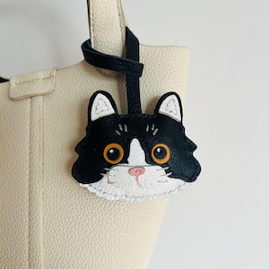 Handmade Ragdoll Cat Leather Bag Charm Gift Bag Tag Leather Purse Charm Handbag Charm Car Rearview Mirror Pendant Bag Accessory