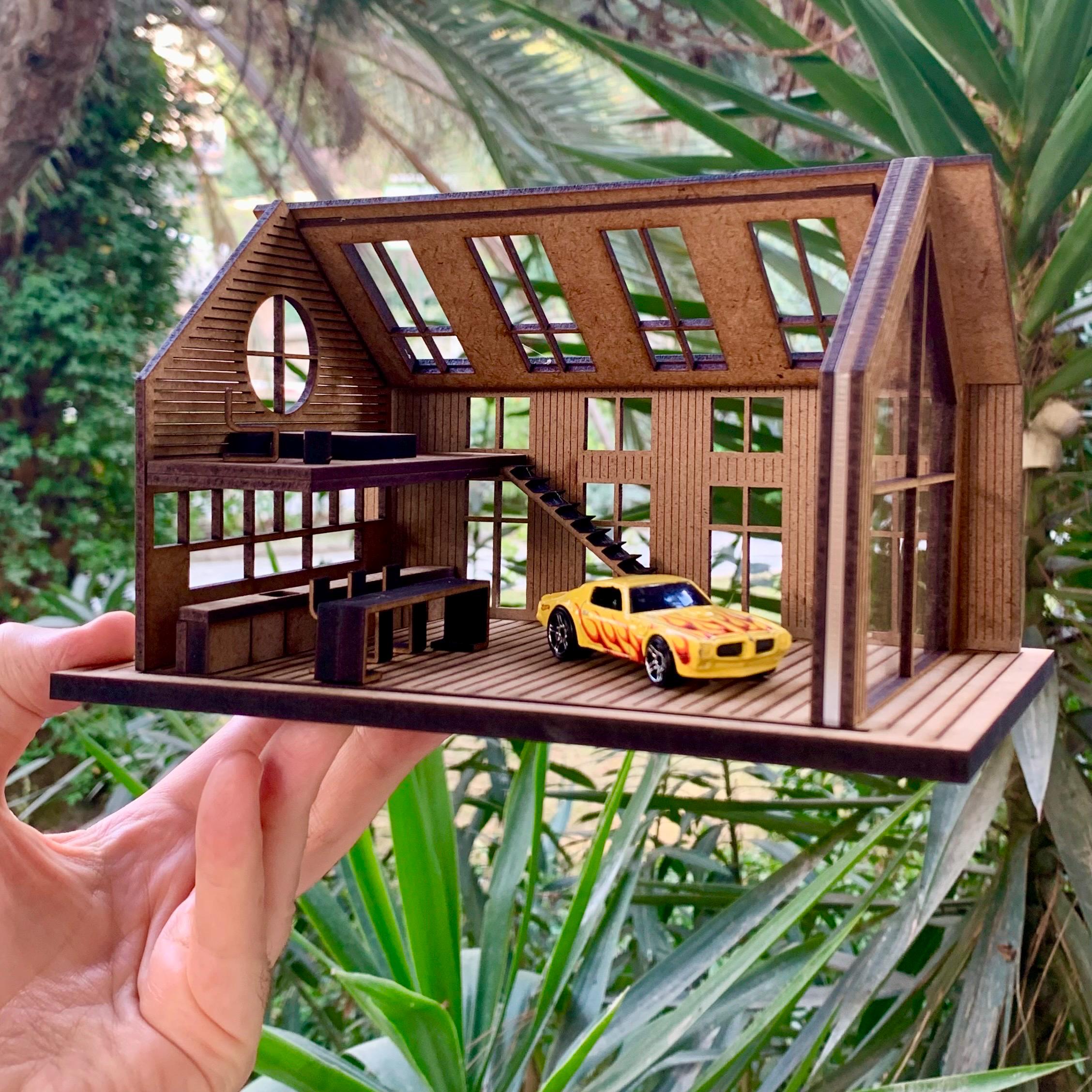 1/64 Loft Garage Diorama – DIY Wooden Diecast Car Display & Scale