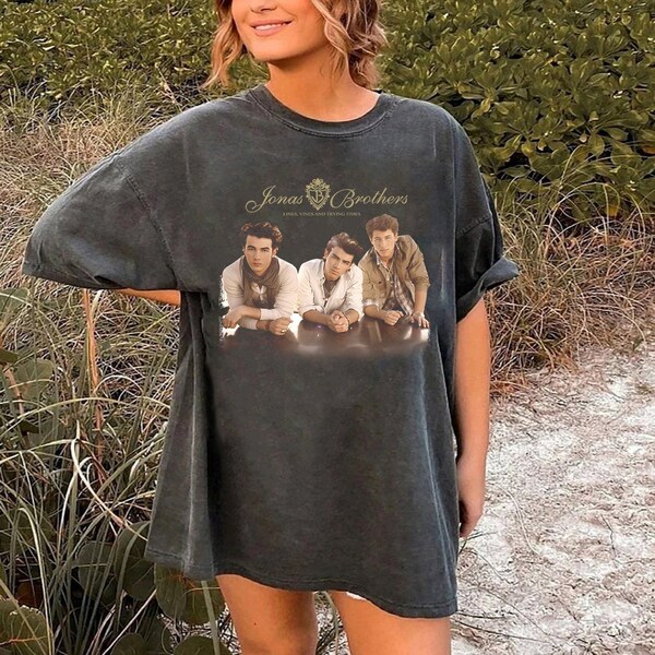 Vines and Lines Etsy