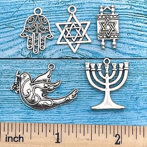 Jewish Charms Set of 5, Hanukkah Themed Charms, Festival of Lights, Feast of Dedication, Star of David, Jewish Pendants, Passover charms