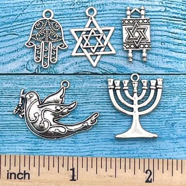 Jewish Charms Set of 5, Hanukkah Themed Charms, Festival of Lights, Feast of Dedication, Star of David, Jewish Pendants, Passover charms