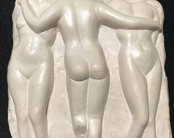 裸の三美神の小さな彫刻、カリテスの壁掛け浅浮彫像、壁飾り、ヘレニズム美術、大理石風