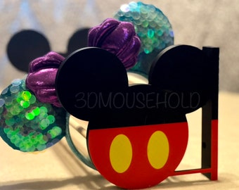 Mouse Pants Ear Holder Wall Display