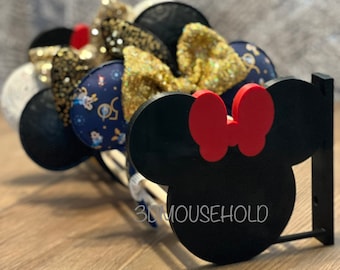 Mouse Ear Holder Wall Display with Bow