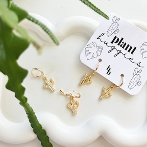 Huggie Hoop Plant Earrings, 18K Gold, Cactus Plant Huggies, Houseplant Accessories, Plant Lover Gift, Huggies with Charms, Dangle Earrings