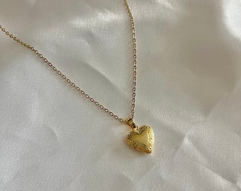 Vintage Style Gold Locket Necklace