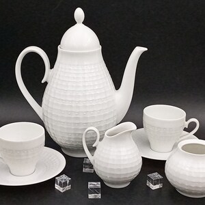 SERVICE in vintage white porcelain, Eschenbach, Bavaria, Germany