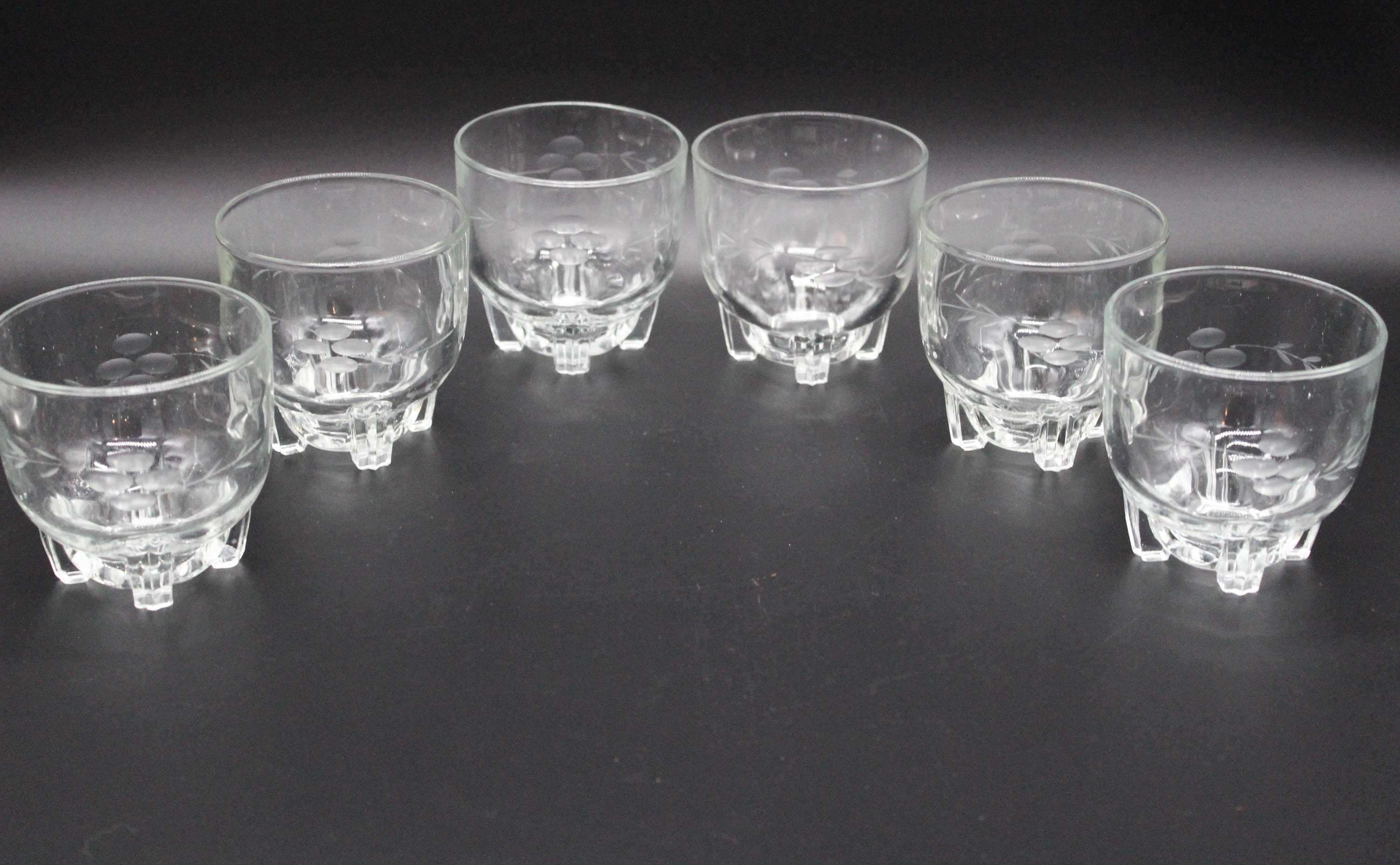 6 Verres Bas Transparents Motifs Taillés Vintage