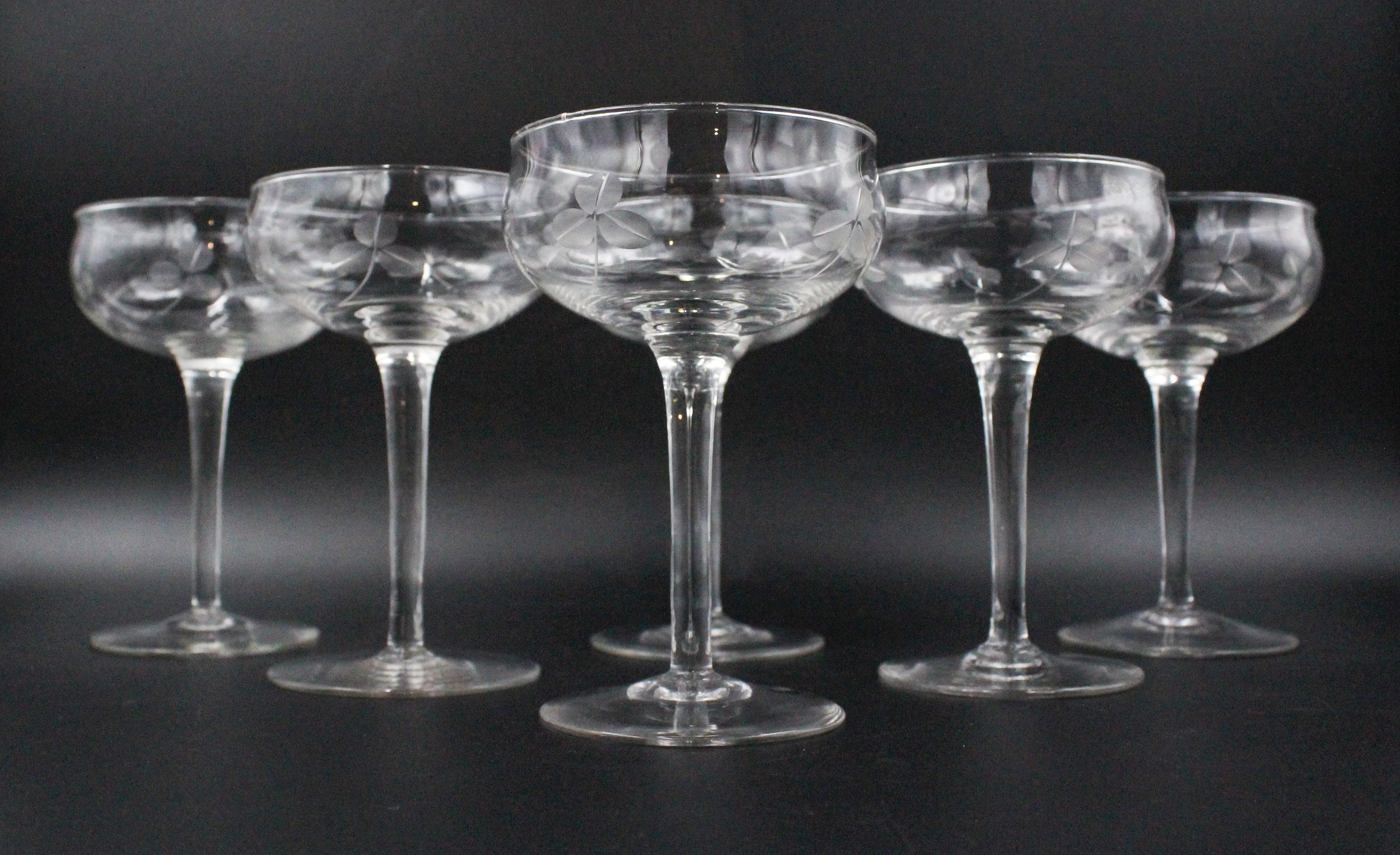 6 Coupes à Champagne Vintage Pied Motif Trèfle