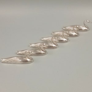 6 silver metal duck knife rests, swan knife rests