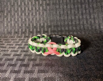 Breast cancer awareness bracelet