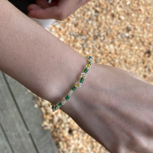Beaded flower bracelet
