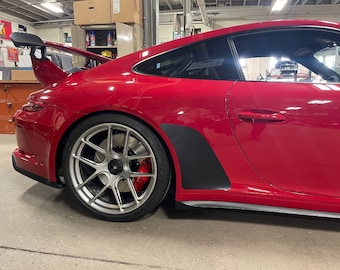 MagnaGuards - Magnetic Stone Guards for Porsche 991 GT3