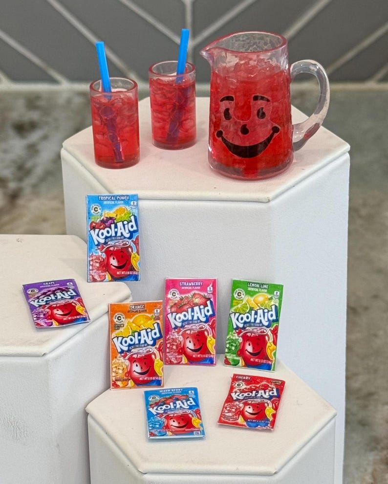 16 Playscale Pitcher of Juice, Punch, Kool Aid for Dolls, 1/6 Drink