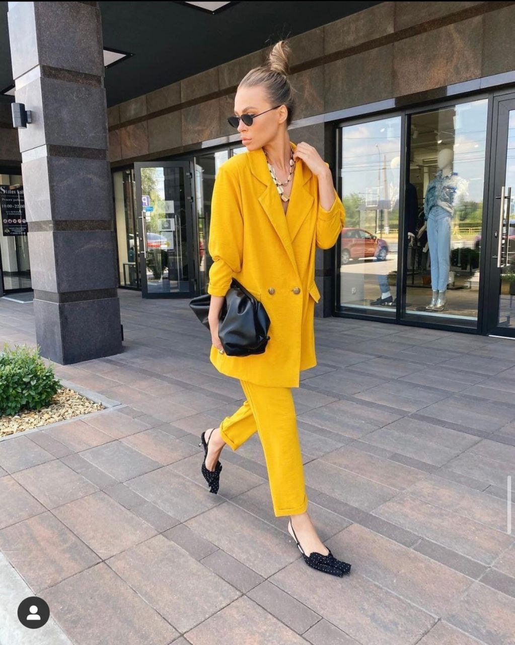 red suit pants women