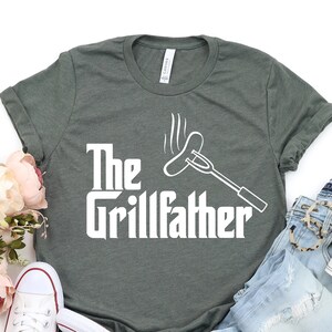 Barbecue Gift for Men, Fathers Day Gift, The GrillFather, Barbecue Shirt, Pitmaster Shirt, Gifts for Dad, Gift for Friend, Birthday Gift