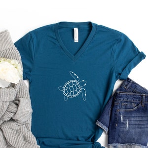 Sea Turtle Tee, Love Turtle Shirt, Sea Turtle Shirt, Beach Shirts, Turtle Shirt, Save the Turtles