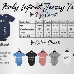 K&ouml;nnte beinhalten: Gr&ouml;&szlig;entabelle f&uuml;r Baby-Jersey-T-Shirts mit Ma&szlig;en in Zoll und Pfund. Die Tabelle umfasst Gr&ouml;&szlig;en von Neugeborenen bis 24 Monate. Die Farbtabelle zeigt die verschiedenen verf&uuml;gbaren Farben: Columbia Blau, Dunkelgrau, Mauve, Hellgrau, Wei&szlig; und Schwarz.