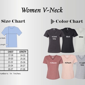 Puede incluir: Tabla de tallas para camisas de cuello en V para mujeres con medidas en pulgadas. La tabla muestra las medidas de pecho y largo para las tallas S, M, L, XL y 2XL. Una tabla de colores muestra seis colores diferentes: gris oscuro, negro, blanco, malva, melocot&oacute;n y gris claro.