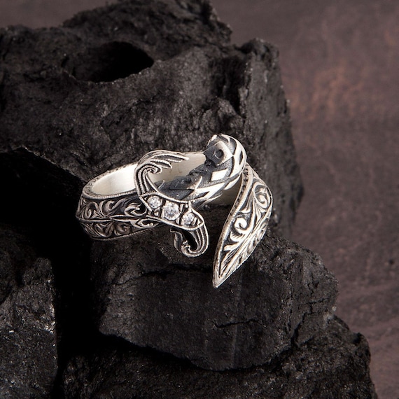 Anillos de espada de plata esterlina anillos grabados a mano anillos unicos para hombres regalo para esposo anillos de hombre guerrero el mejor regalo de Navidad para hombres Etsy Espana