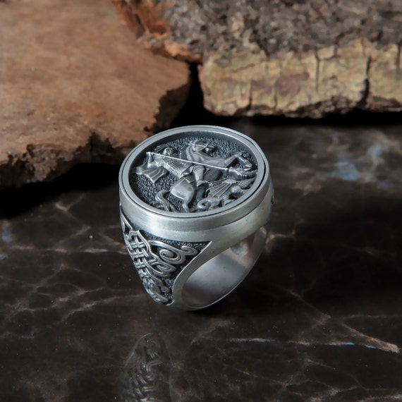 Hicks Signet Ring in Oxidized Sterling Silver