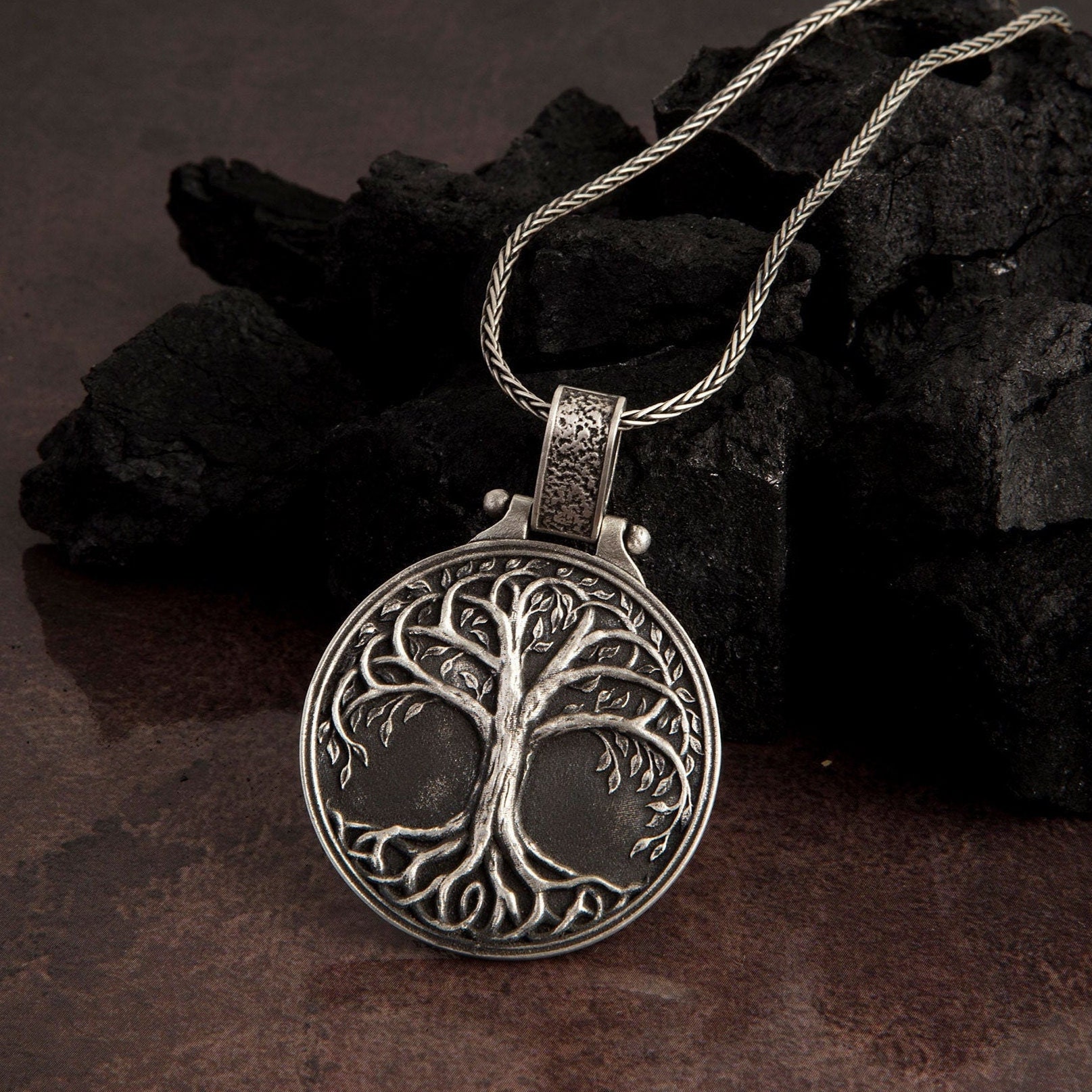 Collana in argento sterling con albero della vita, ciondolo vichingo Yggdrasil - Italia