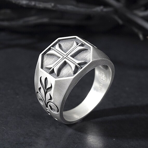 Silver Cross Wedding Bands for Men, Men's Crucifix Engagement Ring