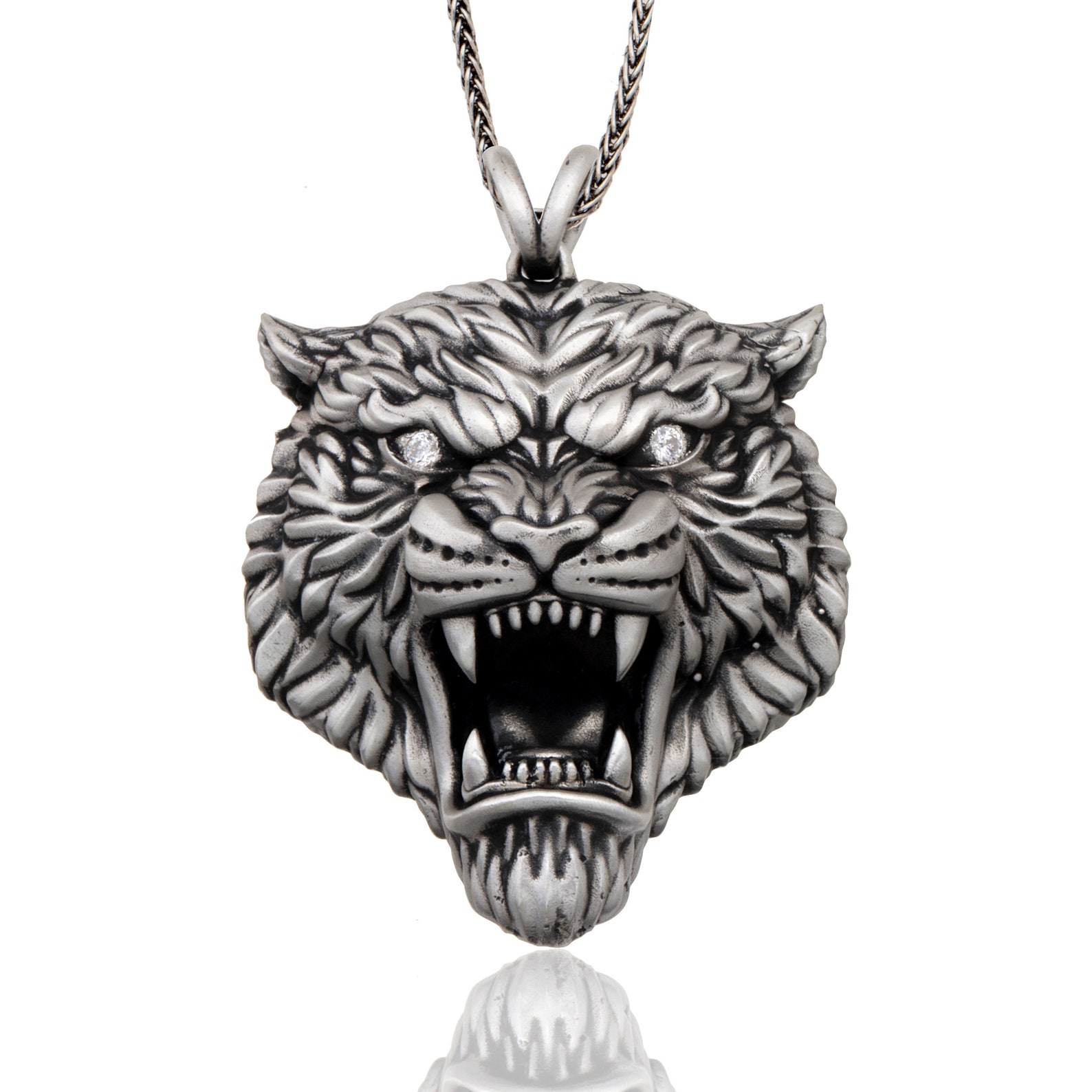 Tiger pendant necklace Clearance