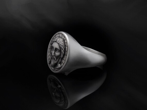 Jesus head deals ring