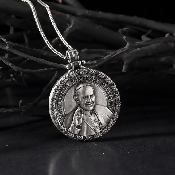Collana Con Ciondolo Ala Di Papa Francesco – Gioiello Religioso Personalizzabile – Acciaio Inox 50cm – Regalo Cristiano - 4