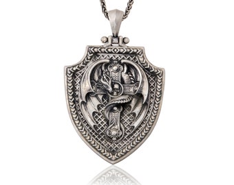 Collar con colgante grabado de escudo de dragón en plata de ley, regalo para el Día del Padre.