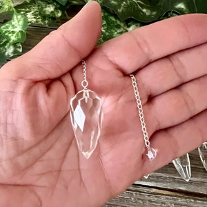 Clear Quartz Light Diffuser Crystal Pendulum