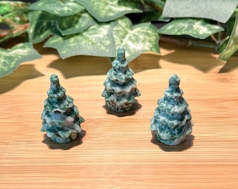Mini Qinghai Jade Christmas Tree - 1.5"
