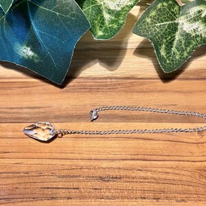 Clear Quartz Light Diffuser Pendulum (with minor fractures, inclusions or cloudiness) 画像 4